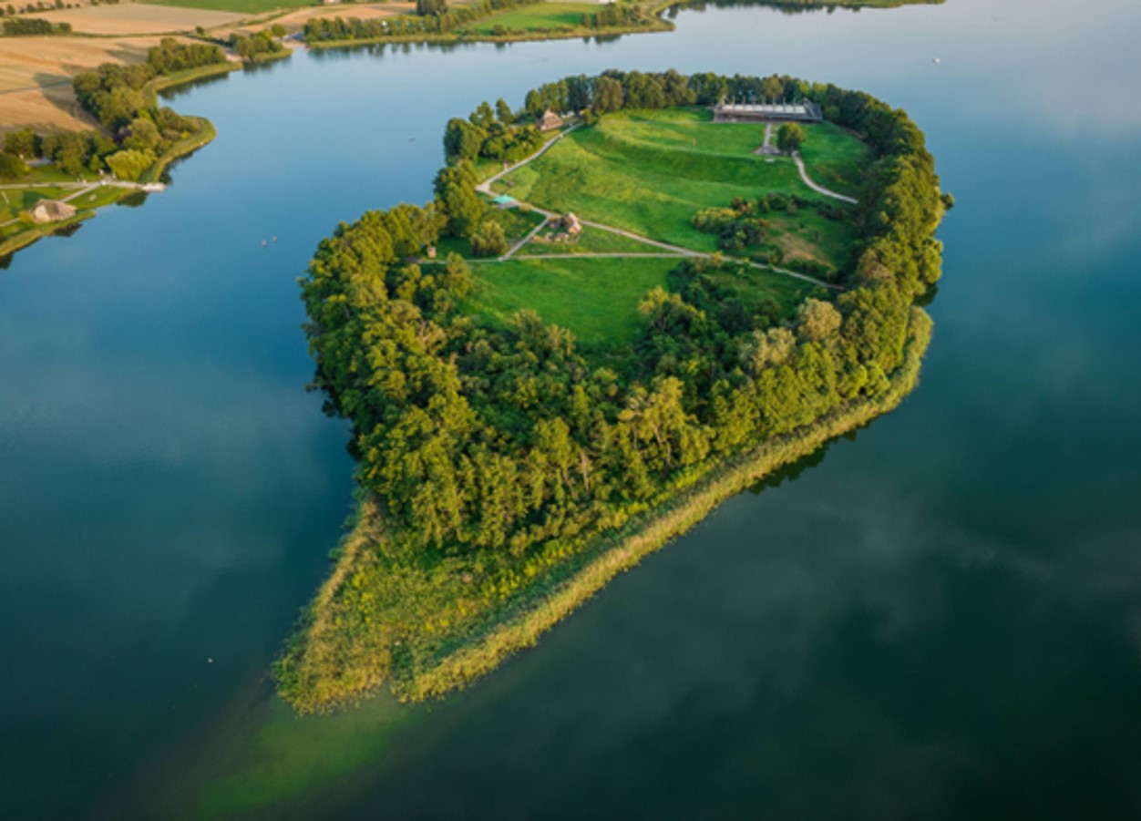 002.1-Ostrow Lednicki